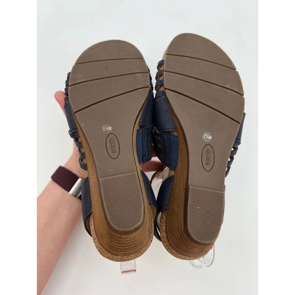 Earth hattie wedge